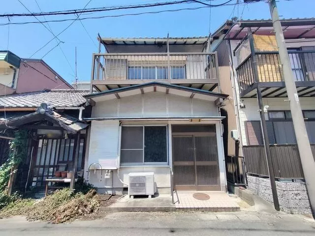 Tsushima City, Fujinami-cho 3-chome (Tsushima Station) 2-story building 5DK
