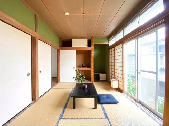【CENTURY21】Flat 6 minutes to the station☆Southwest balcony☆All rooms over 6 tatami mats☆Japanese-style room