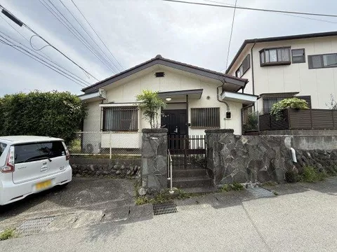 A wooden 3DK with an easy living flow unique to a single-story house.
