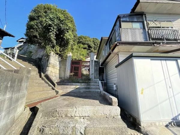 Shimonoseki City, Miyata-cho 1-chome (Shimonoseki Station) 2-story building 6DK