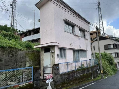 3 Karumizaki 3.8 million yen