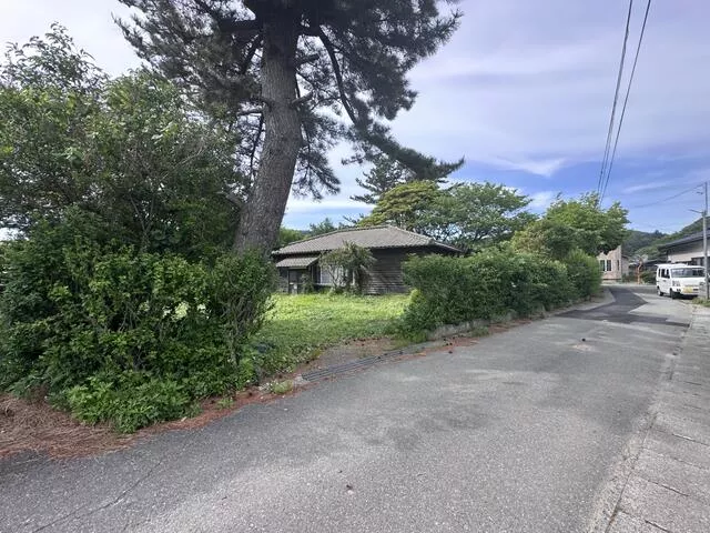 Tsuruga City, Sanze, Katada (Sanze Station) Single-story building, one room