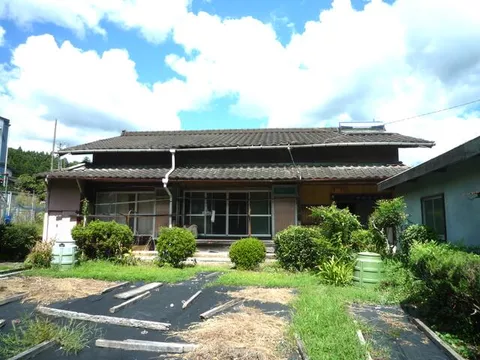 Kitashitara District, Toei Town, Oaza Hongou Kamikou (Toei Station) Single-story building 7DK