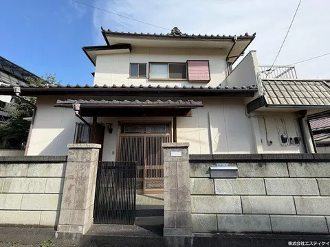 4K used house located in a quiet residential area♪