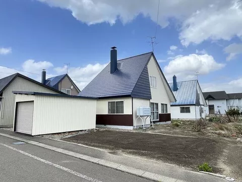 Iwamizawa City Kamihoromukai Kitagou 1-chome (Kamihoromukai Station) 2-story 4LDK