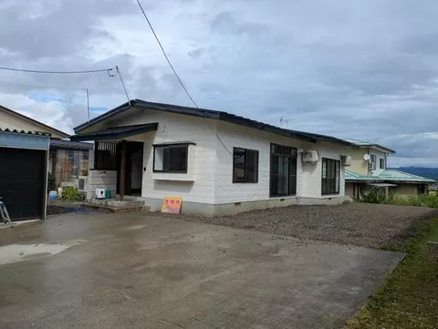Yonezawa City, Oaza Sasanoh (Minami-Yonezawa Station) Single-story building 3LDK