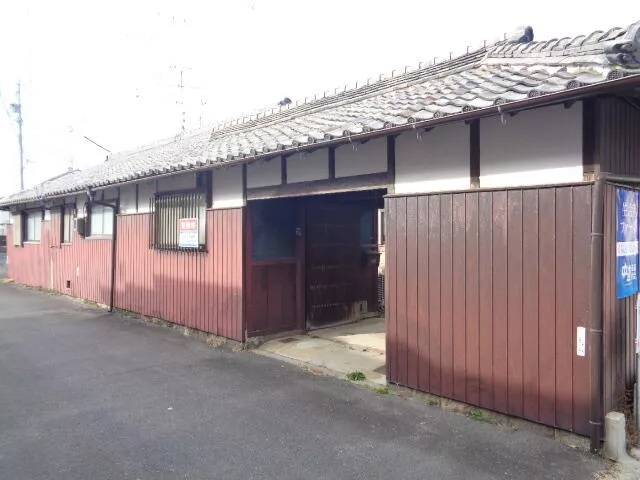Suzuka City, Wakamatsu Kita 2-chome (Ise Wakamatsu Station) Single-story building 5DK