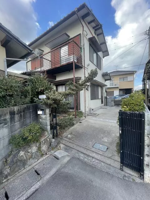 Marugame City, Doki Town Nishi 8-chome (Marugame Station) 2-story building 4DK