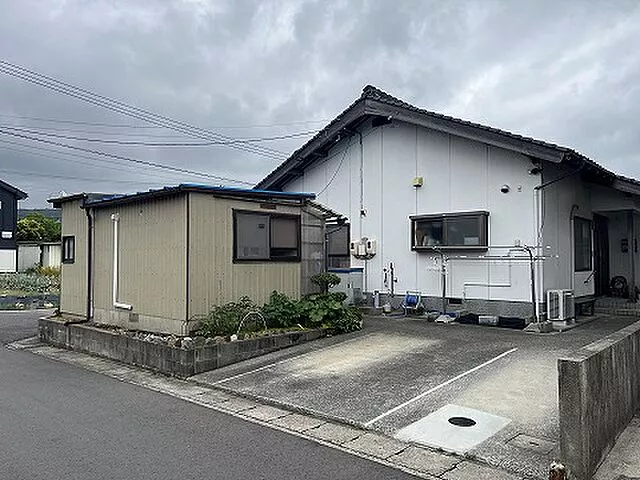Used single-family home Tsunozu M Used Residence