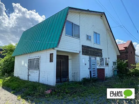 Used single-family home in Sunagawa City, Nishi 1-jo Minami 4-chome