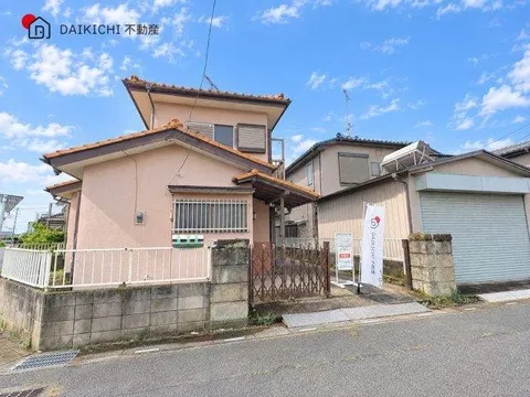 Land area 58 tsubo, 4DK, 6.8 million yen! Corner lot with good sunlight, 3-minute walk to the drugstore
