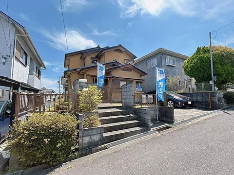 Used single-family home in Umegakaominami 2-banchō, Nabari City
