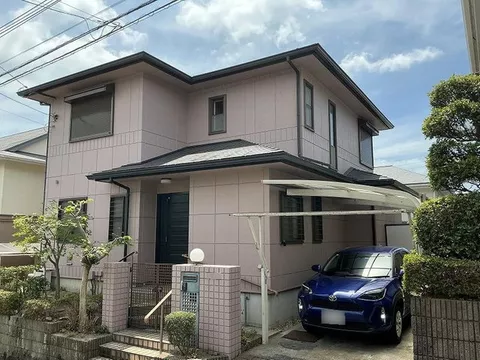 ■ A Hebel House located in a quiet residential area ■ Good sunlight due to the southern slope