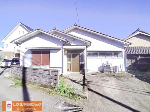 Komatsushima City, Obayashi Town, Kaneshima (Awa-Akaishi Station) Single-story 4DK