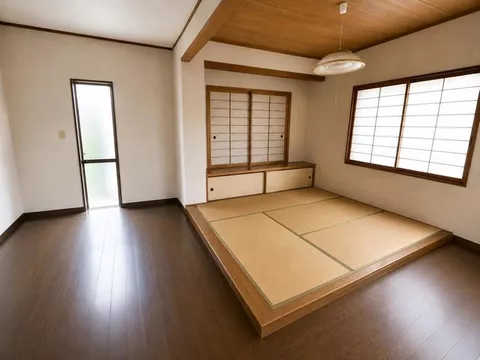 Just a short drive to Gifu Station! Parking for 2 cars possible! - Image 3