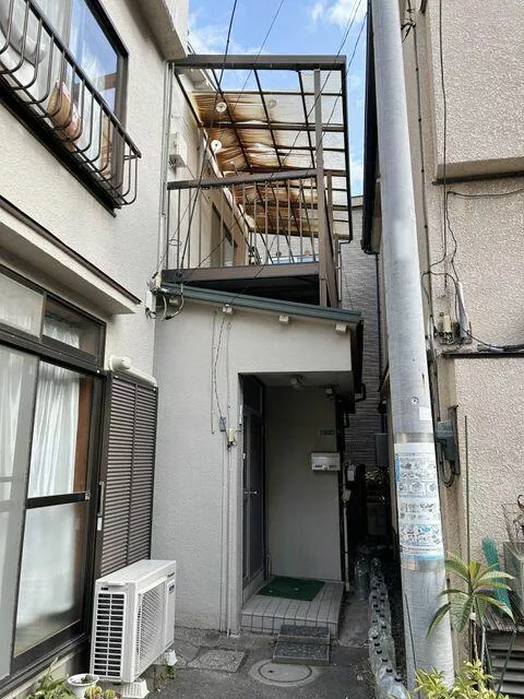 Edogawa-ku, Tokyo Shikako 4-chome (Koiwa Sta.) 2F 3K

7,000,000 yen