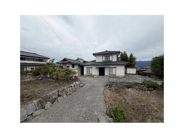 Oshima (Kamikatagiri Station) 9.35 million yen