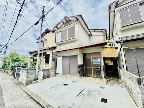 Kyoto City, Ukyo Ward, Narutaki Fujinoki Town (Narutaki Station) 2-story 4K