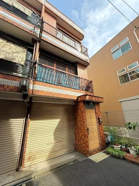 Higashi-Osaka City Taiheiji 2-chome (JR Nagase Station) 3-story 7K