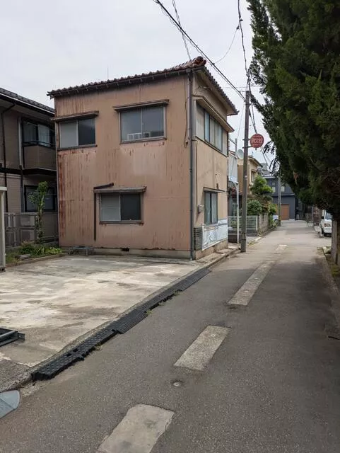 Kanazawa City, Hozai 1-chome (Kanazawa Station) 2-story building 4K
