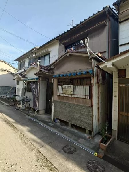 Yao City, Yamashirocho 3-chome (Kintetsu Yao Station) 2-story 3DK