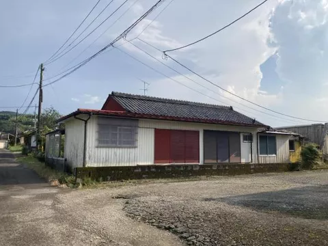 Kamayama, Mitsu-machi, Kitamorokawa-gun (Mitsu Station) Single-story building 6DK