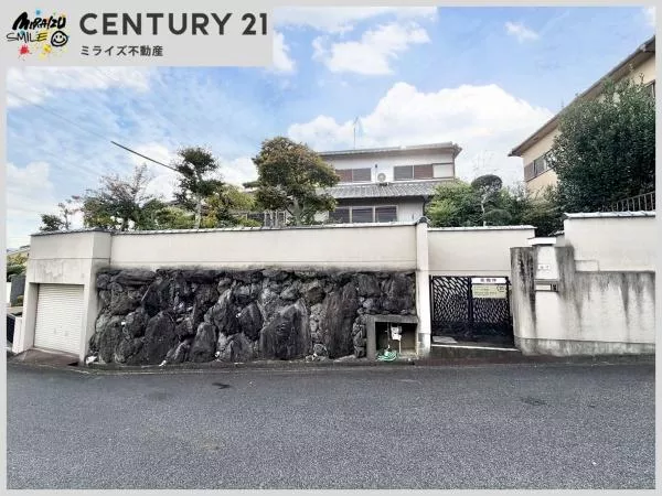 Yoshino-gun, Oyo-cho, Oaza Kitano (Rokuta Station) 2-story 4LDK