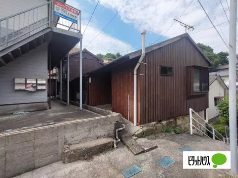 Sasebo City, Kamishima Town (Sasebo Chuo Station) Single-story building 3K