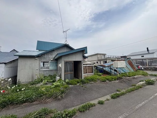 900,000 yen, Shibun Honcho 4-jo 3