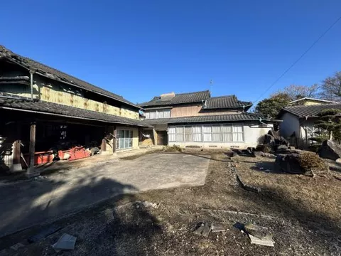 Yamaga City, Hobota (Ueki Station), 2-story building, 6DK