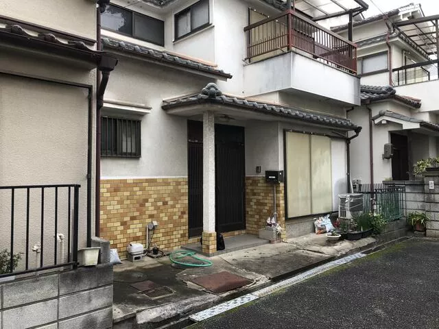 Yamatotakada-shi, Yamatotakada Oaza-Katsume (Ukiko station) 2F 4DK

3.4 million yen