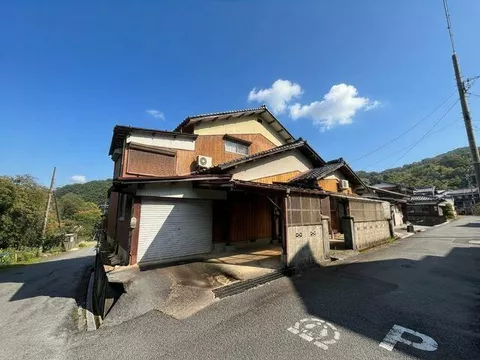 Toyooka City, Tobaki (Toyooka Station) 2-story 7DK
