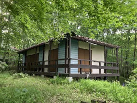 Nagano Prefecture, Azuma-gun, Nagano-hara Town, Oaza Otsu (Nagano-hara Kusatsu-guchi Station) Single-story building 2DK
