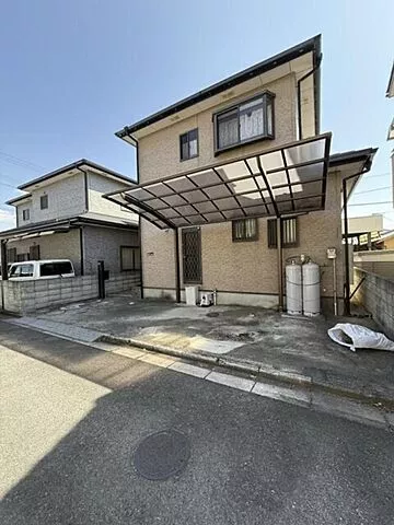 Used single-family home, 37 minutes on foot from Utazu Station, JR Yosan Line
