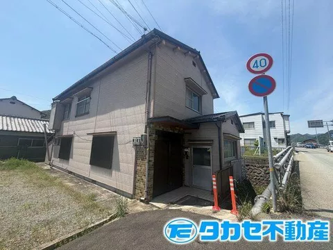 Kanazaki-gun Ichikawa-cho Nishikawabe (Amachi Station) 2-story building 5DK