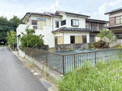 Dormitory, share house, suitable for large families with 7LDK! Parking for more than 8 cars! Also has a garden!