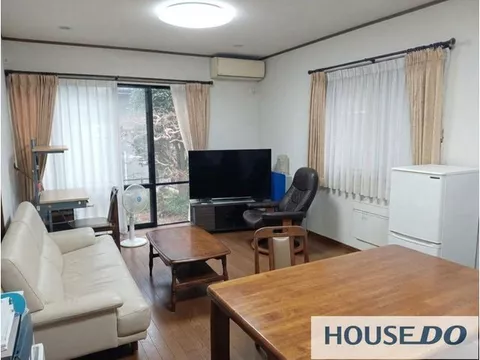 3LDK with approximately 53 tsubo of land! This used house comes with parking for 2 cars in parallel and a garden♪ - Image 3