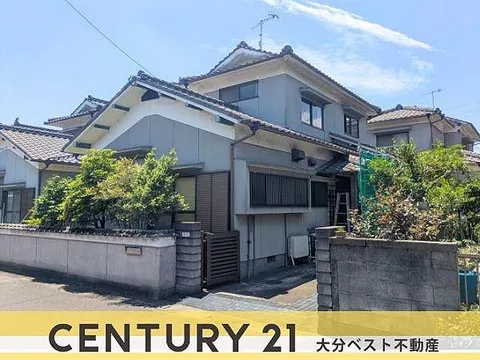 Used single-family home in Minahar, Detached House
