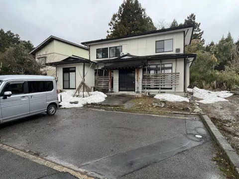 Nagai City, Kusaoka (Uzen-Narita Station) 2-story building 7SLDK