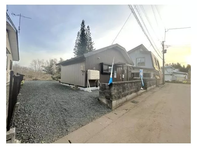 [Open House] Interior and exterior renovation completed / Single-story / New seismic standards compliant / Water facilities replaced / Parking for 3 cars