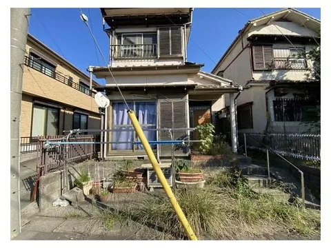 ◆Good sunlight exposure◆About a 3-minute walk to elementary school◆Abundant storage◆Quiet residential area◆Recommended for families with children