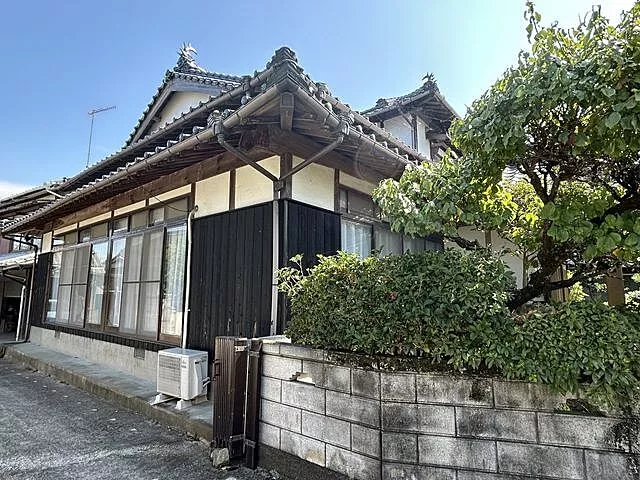 Used single-family home in Usa City, Oaza Shimosho Futsube