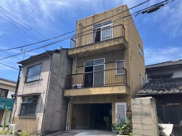 Himeji City, Hirohata Ward, Suehirocho 3-chome (Yumesakigawa Station) 3-story building 3DK