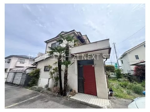 ◆About a 9-minute walk to Yamanashi Prefectural Central Hospital◆Garden space on the south side of the building◆Quiet residential area