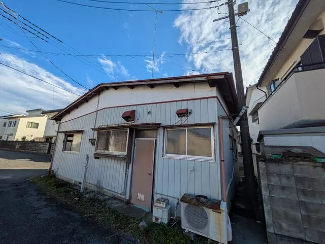 Izumi-cho, Tochigi-shi, Tochigi (Shin-Tochigi Sta.) Single-story building, 2DK

1,680,000 yen