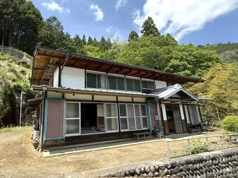 Otsuki City, Nanaho Town, Seto (Saruhashi Station) 2-story 7SDK