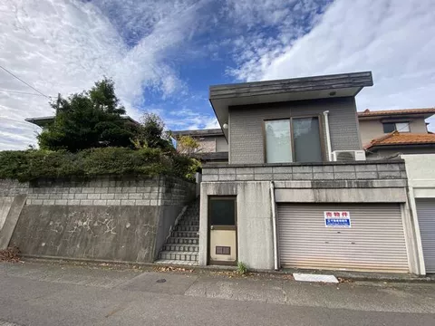 Tsuruga City, Izumigaoka Town (Tsuruga Station) 2-story building 6LDK