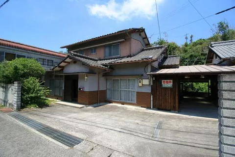 Mitoyo City Takase Town Kamitakase (Takase Station) 2-story 8DK - Image 3