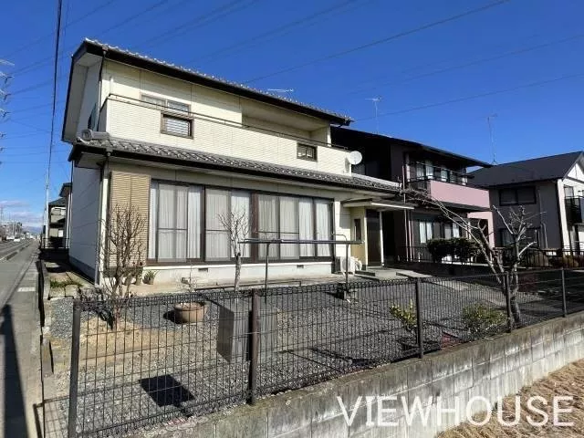 Convenient with a convenience store about 1 minute on foot!／■All rooms over 6 tatami mats & many rooms 6K♪