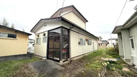 Akita City, Minato Kame no Machi (Akita Station), 2-story, 3K